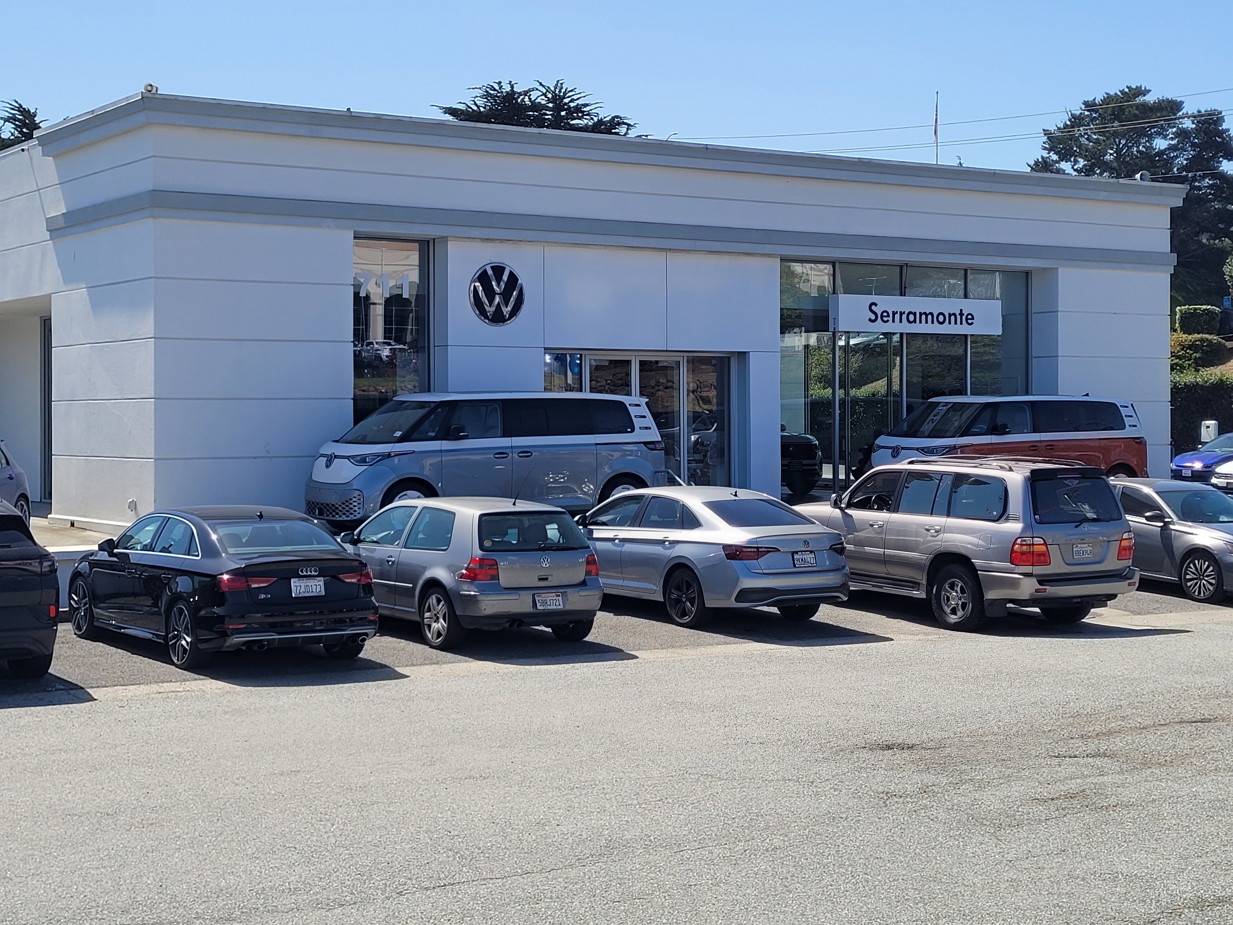 Used 2023 Volkswagen Taos SE image 28