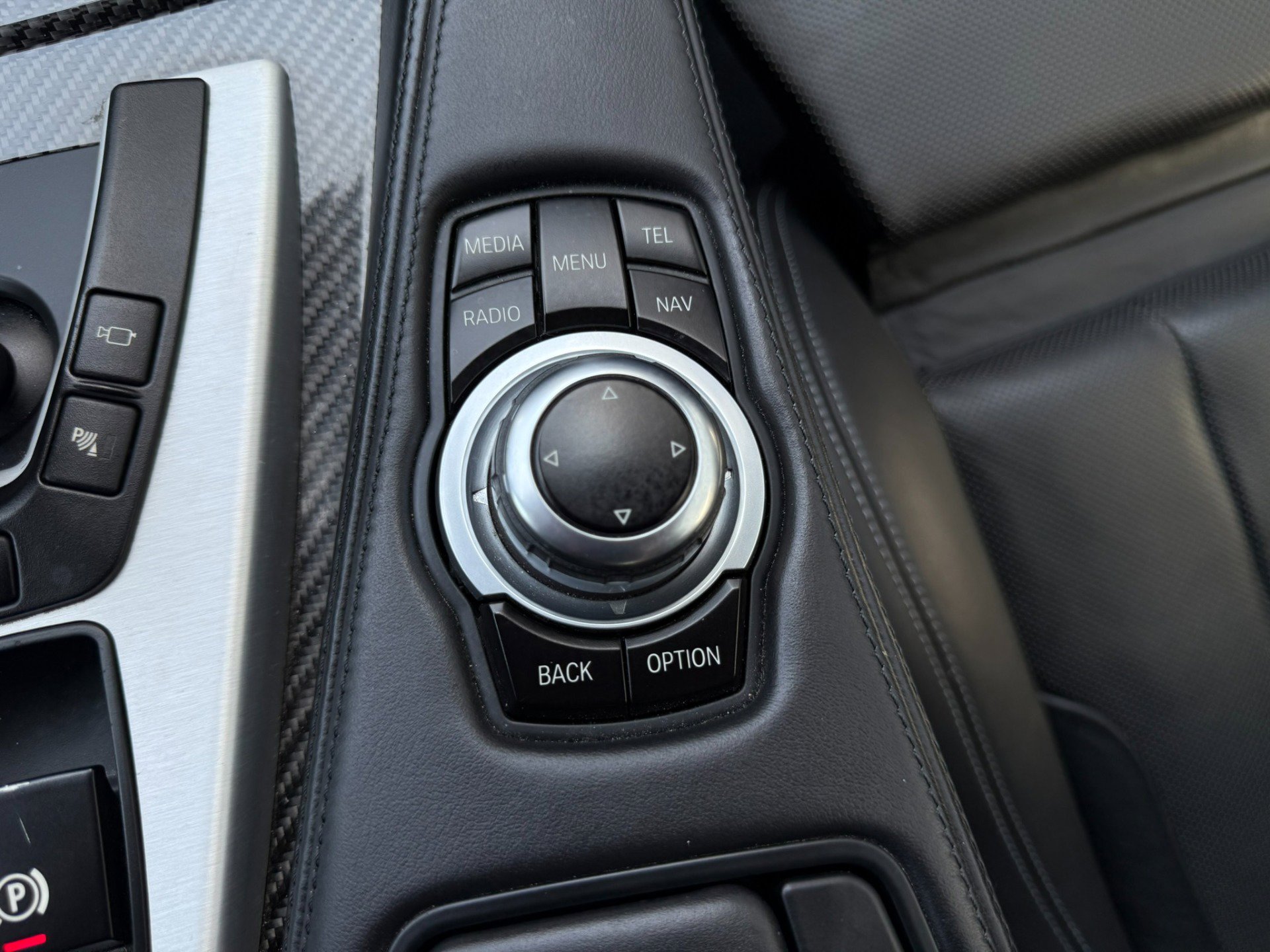 Used 2014 BMW M6 Convertible RWD image 23