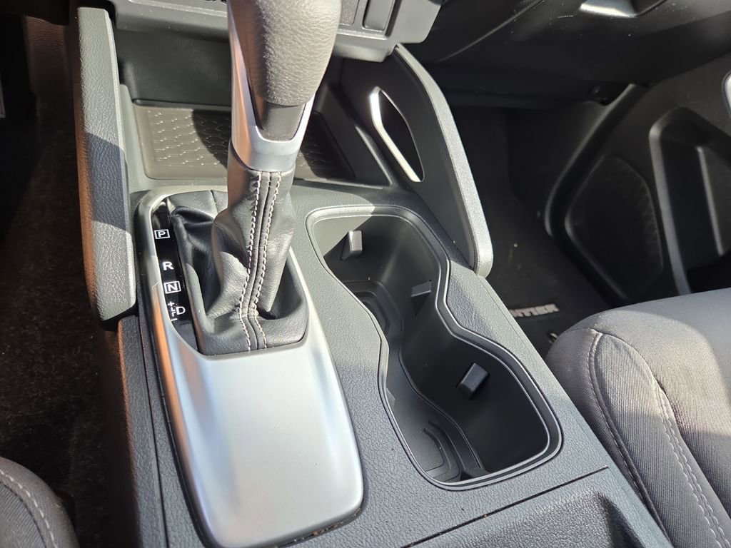 Used 2025 Nissan Frontier SV image 20