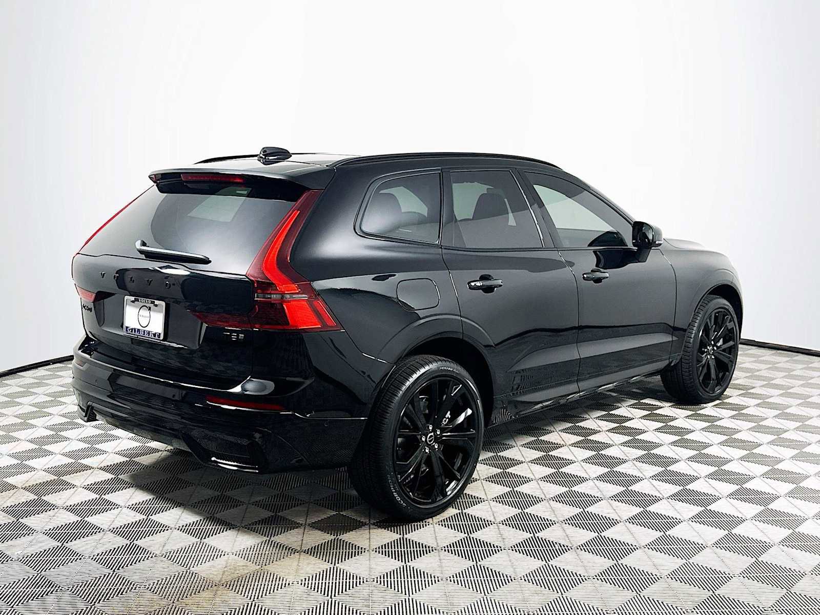 New 2026 Volvo XC60 T8 Ultra w/ Protection Package AWD/4WD image 7