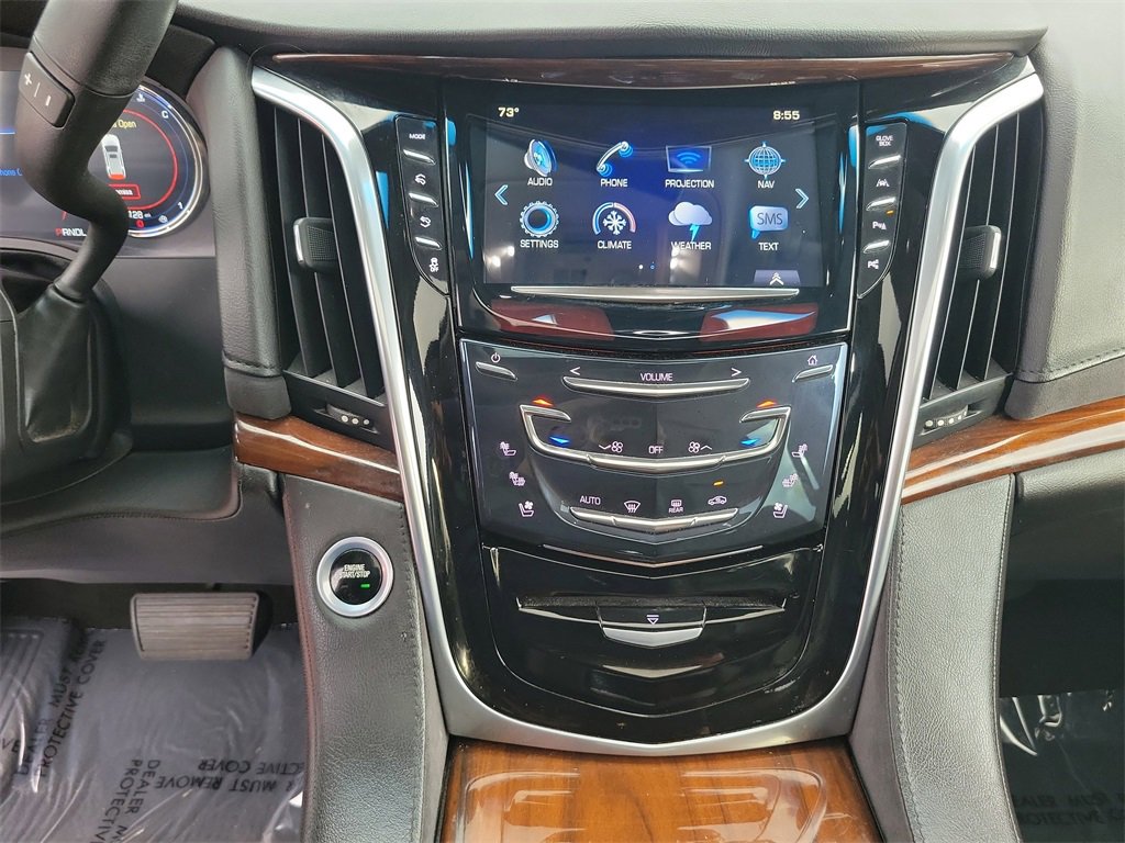 Used 2018 Cadillac Escalade Luxury image 22