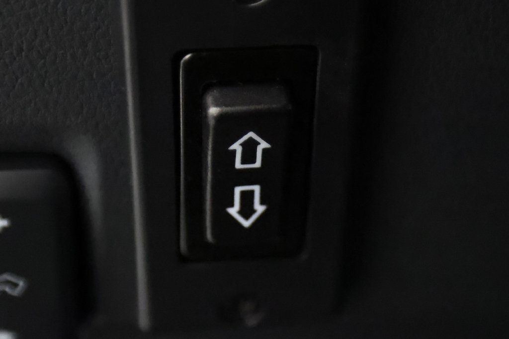 Used 2026 Ford F250 Lariat w/ Black Appearance Package AWD/4WD image 19