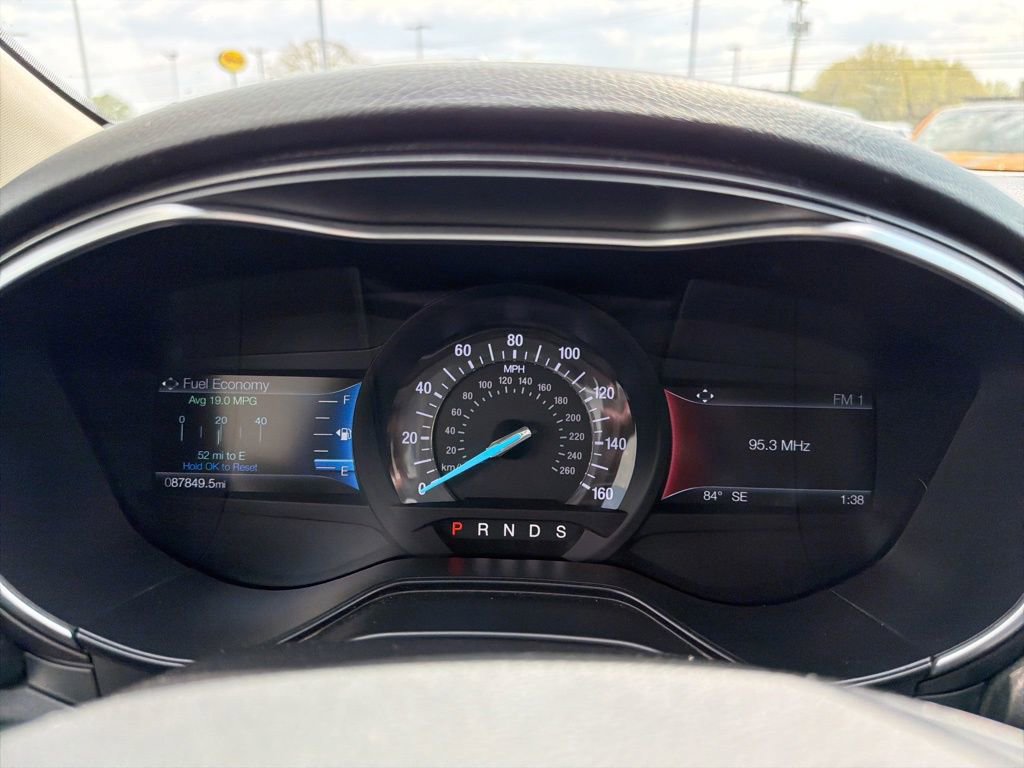 Used 2020 Ford Fusion Titanium image 27