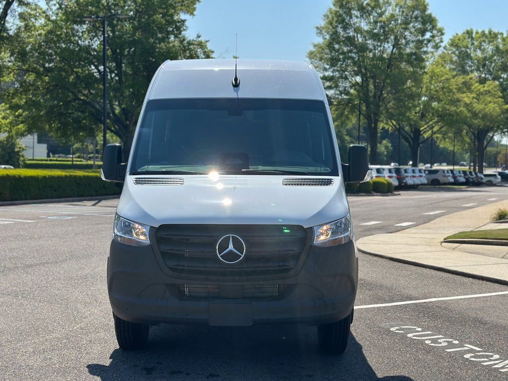 New 2025 Mercedes-Benz Sprinter 4500 image 3