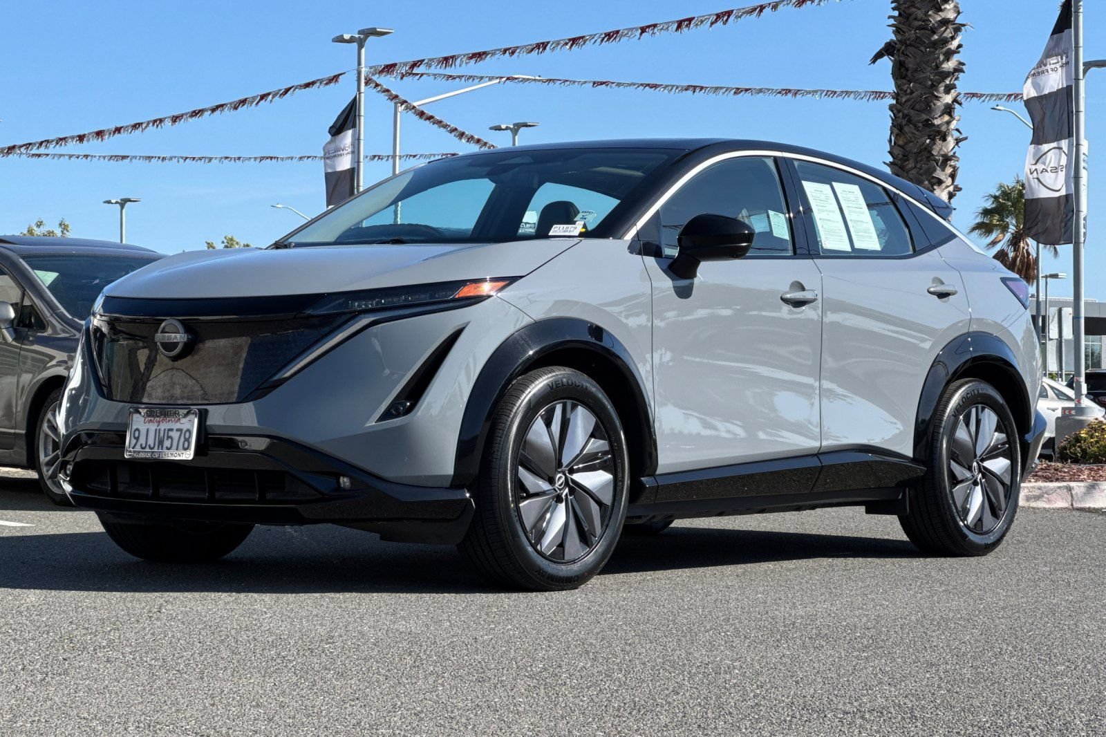 Used 2023 Nissan Ariya FWD image 8