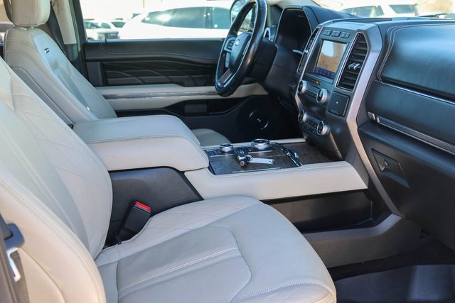 Used 2020 Ford Expedition Platinum image 19