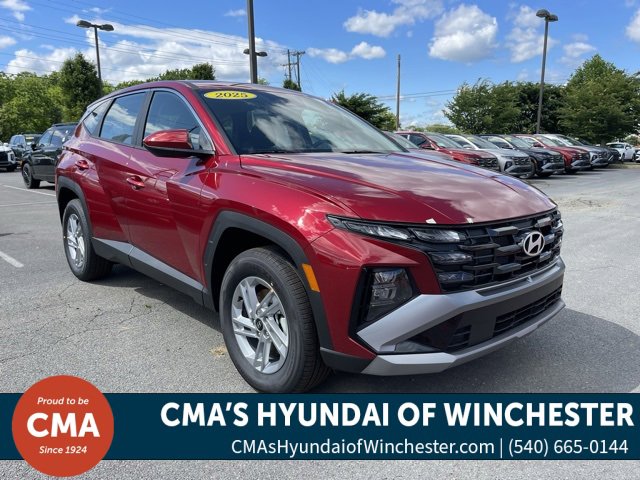 New 2025 Hyundai Tucson SE