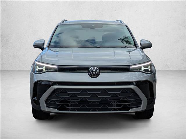 New 2026 Volkswagen Taos SE FWD image 6