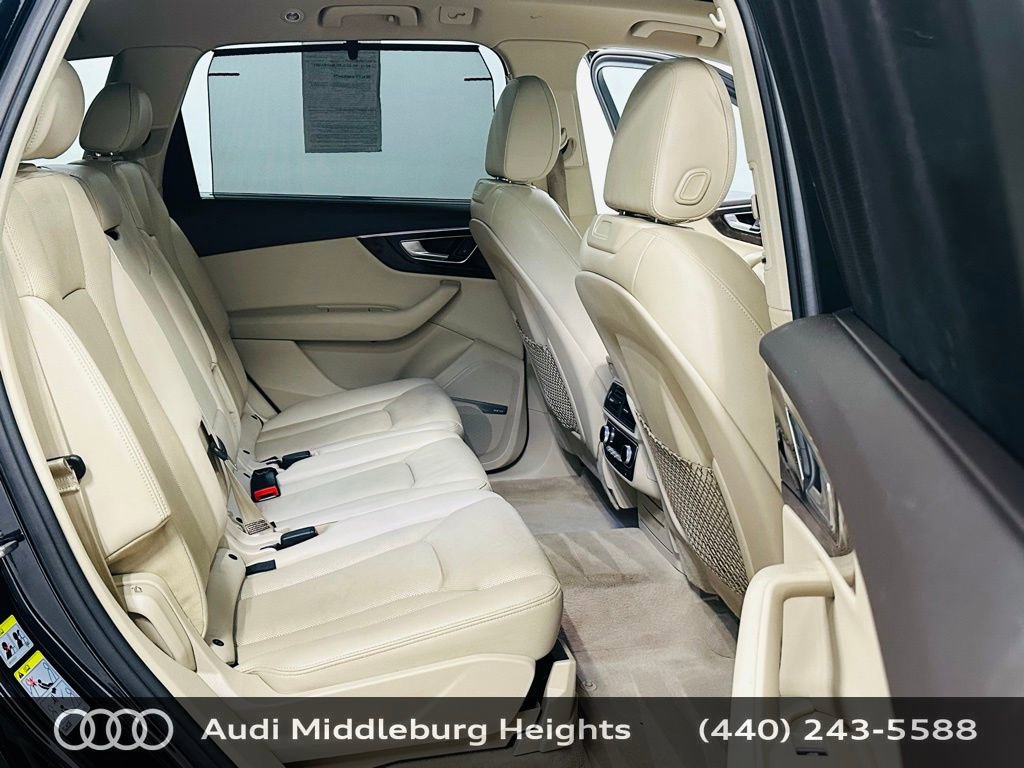 Used 2017 Audi Q7 3.0T Prestige image 28