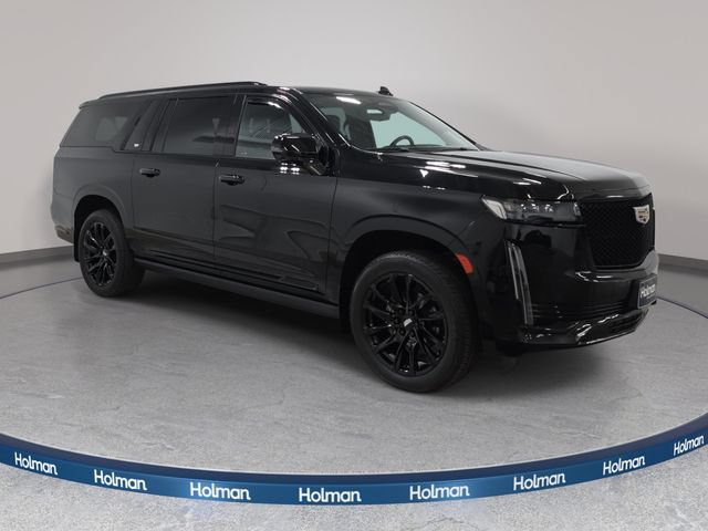 Used 2022 Cadillac Escalade ESV Sport w/ Touring Package AWD/4WD image 4