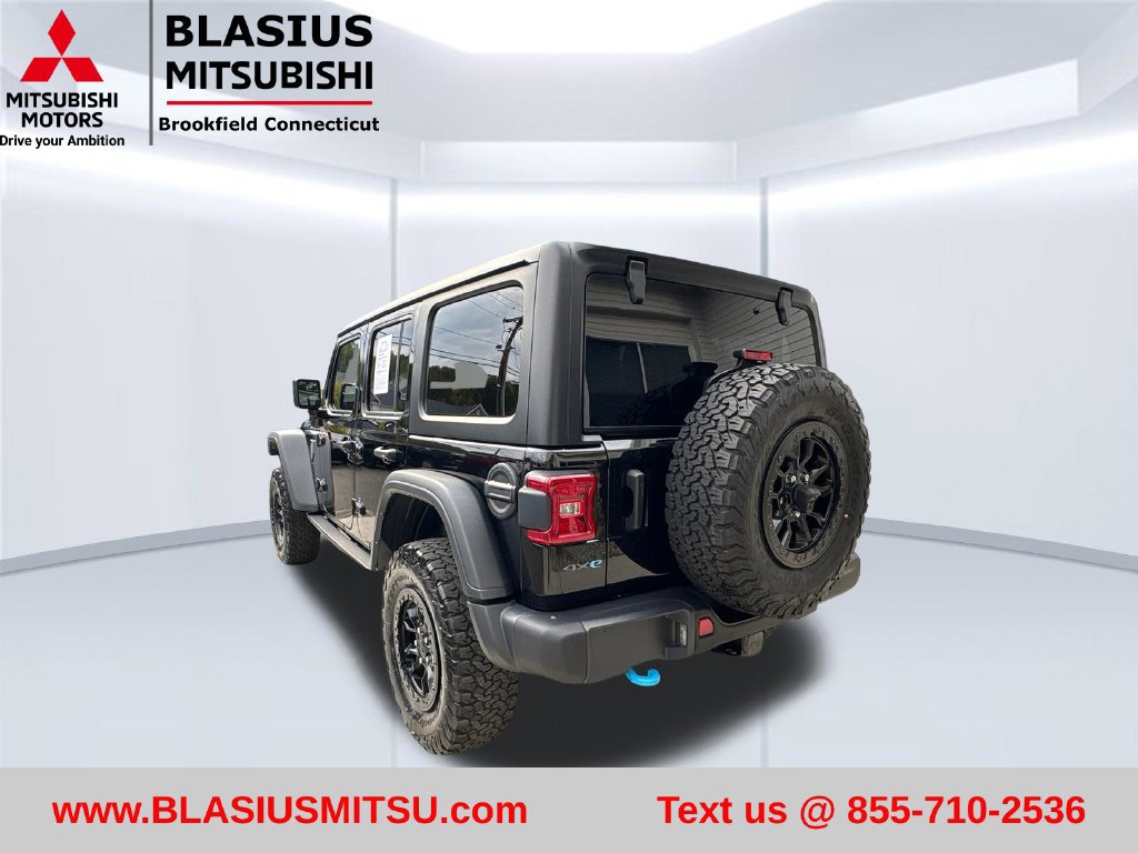 Used 2023 Jeep Wrangler Unlimited Rubicon 4xe AWD/4WD image 11