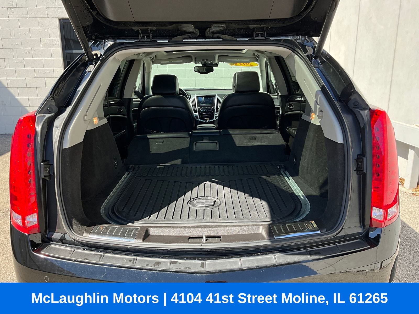 Used 2016 Cadillac SRX Luxury w/ Driver Awareness Package image 12