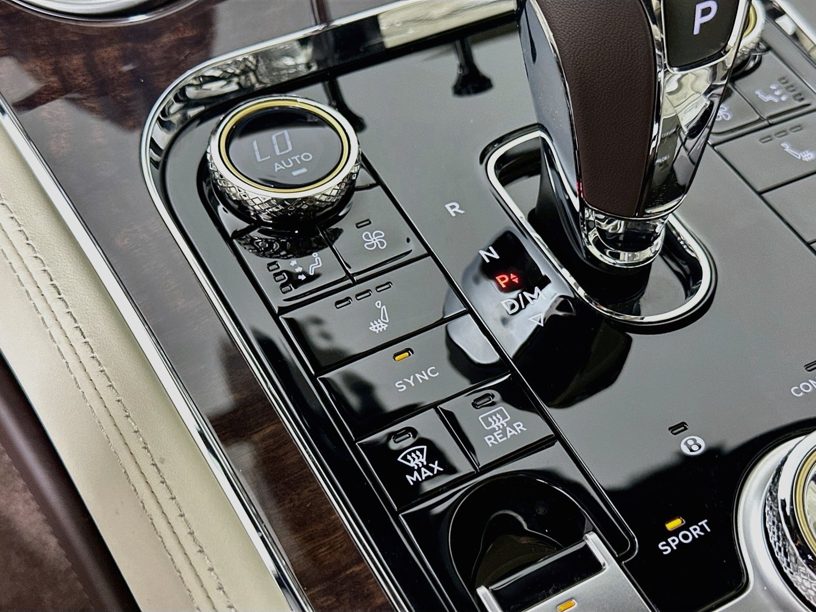New 2026 Bentley Continental GT AWD/4WD image 28