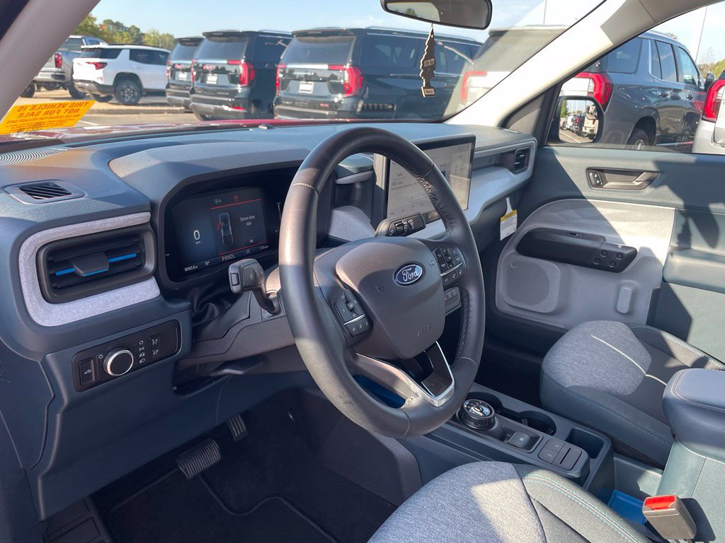 Used 2025 Ford Maverick XLT w/ XLT Luxury Package AWD/4WD image 12