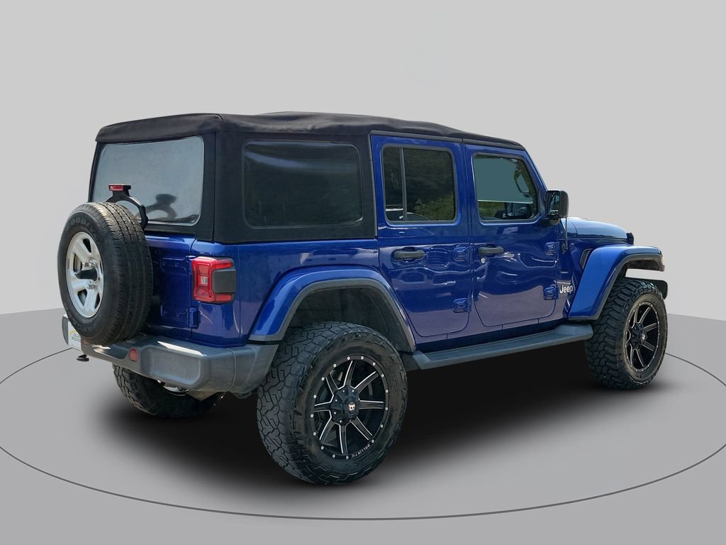 Used 2018 Jeep Wrangler Unlimited Sahara AWD/4WD image 3