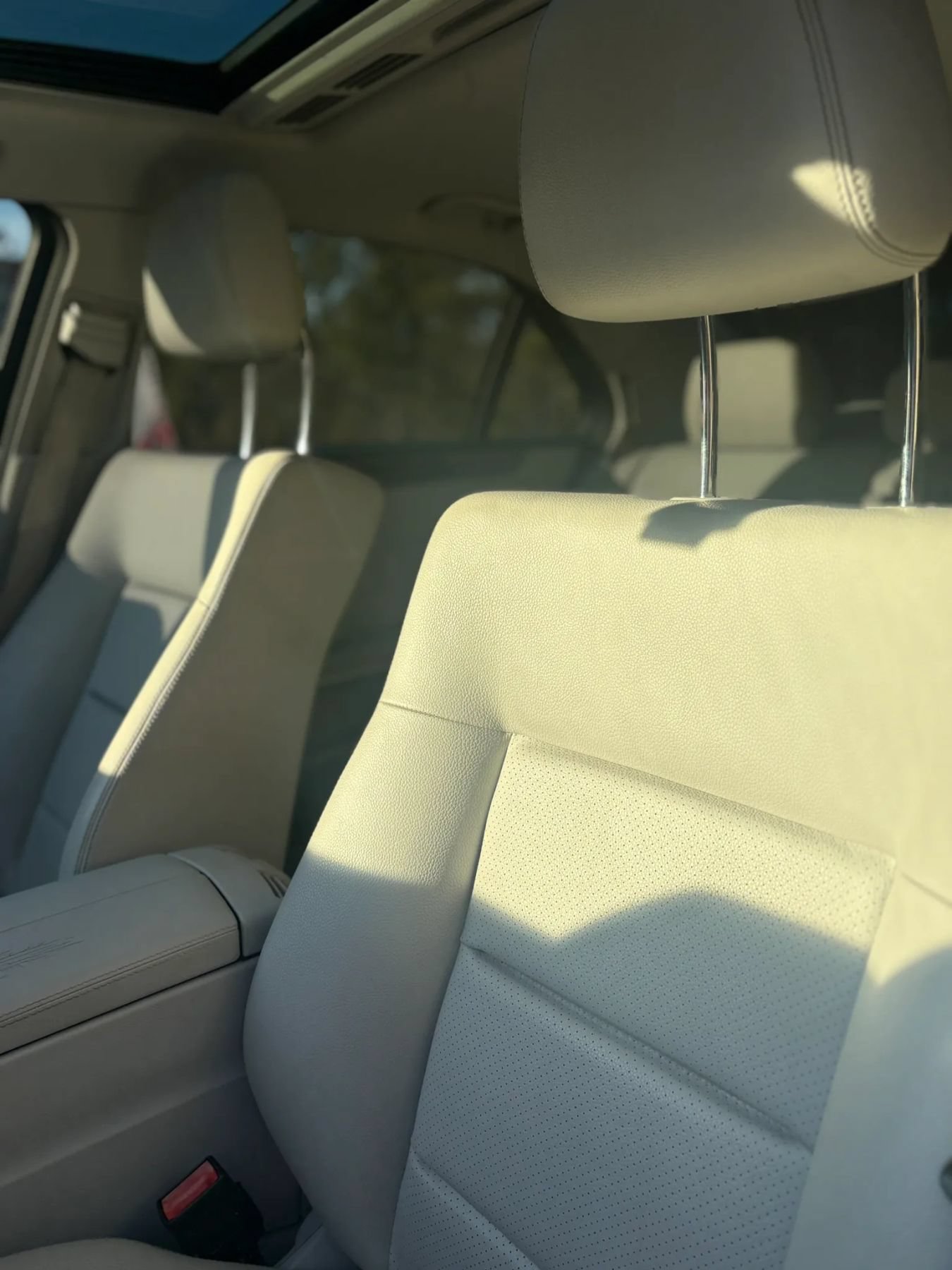 Used 2015 Mercedes-Benz E 350 4MATIC Sedan image 18