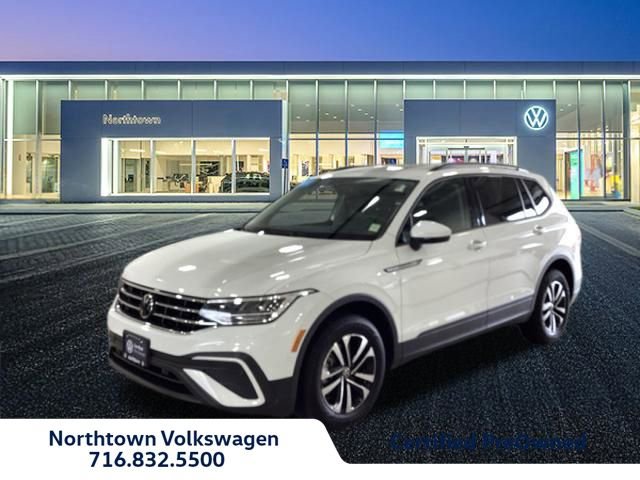 Used 2023 Volkswagen Tiguan S image 1