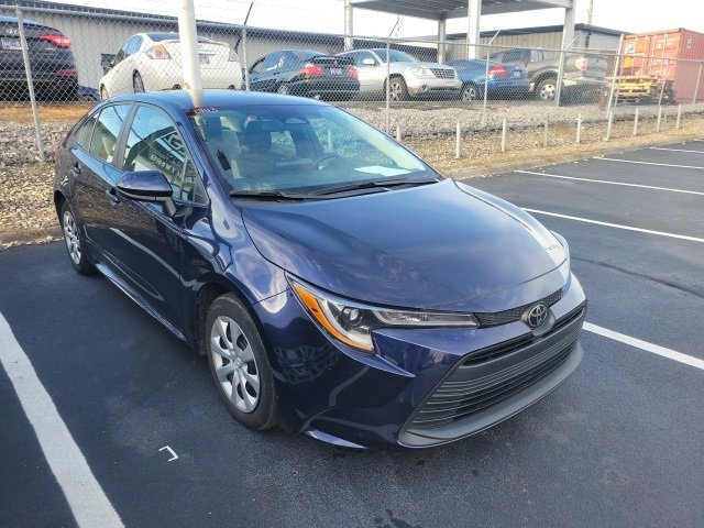 Used 2024 Toyota Corolla LE image 1