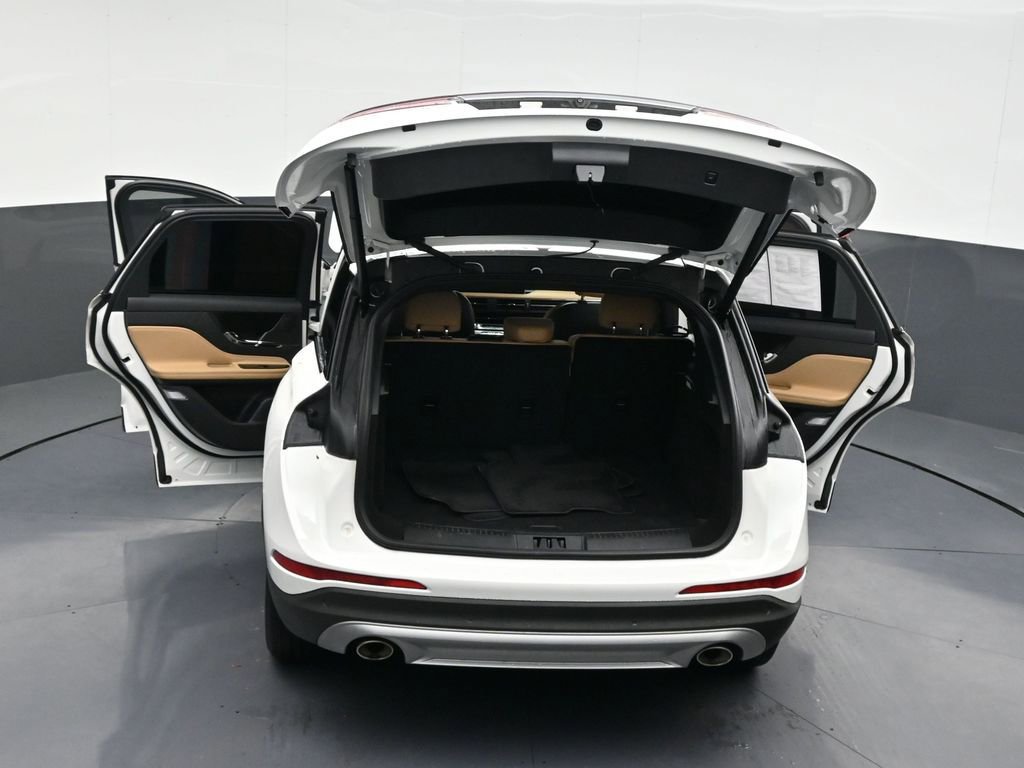 Used 2023 Lincoln Corsair Reserve image 34