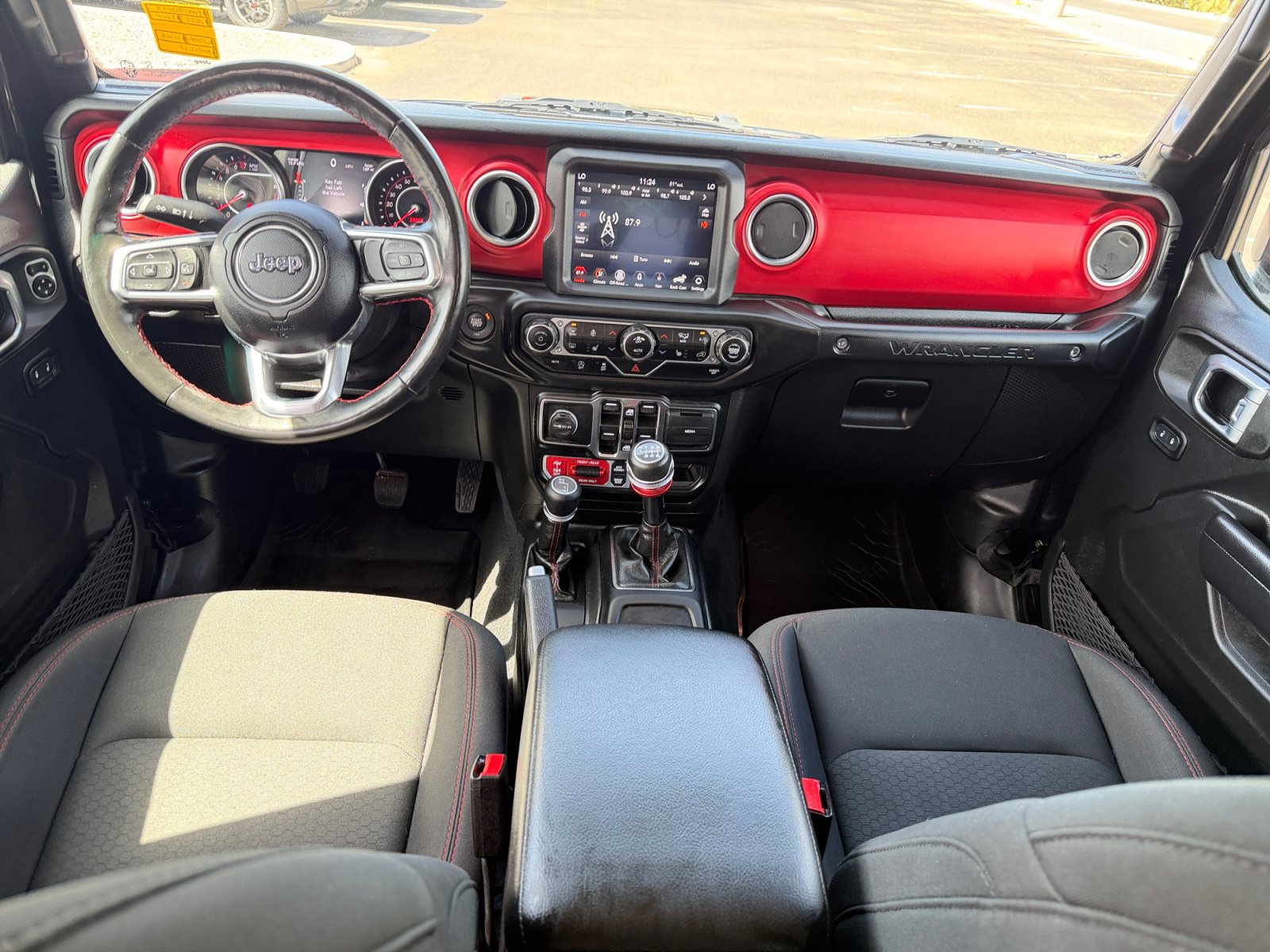 Used 2021 Jeep Wrangler Unlimited Rubicon AWD/4WD image 15