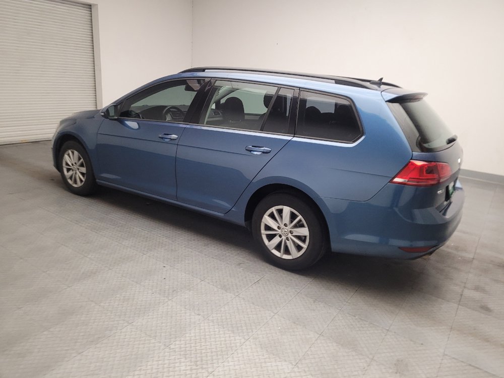 Used 2016 Volkswagen Golf S FWD image 3