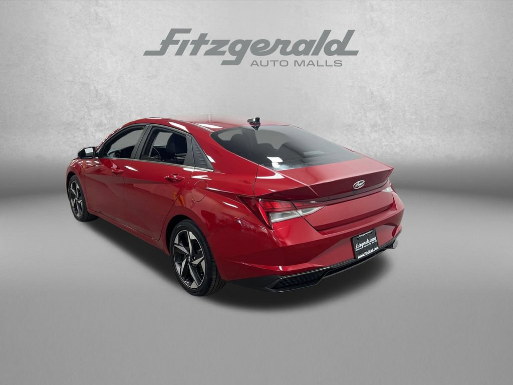 Used 2023 Hyundai Elantra Limited FWD image 3