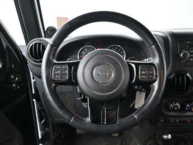 Used 2012 Jeep Wrangler Unlimited Sahara AWD/4WD image 23