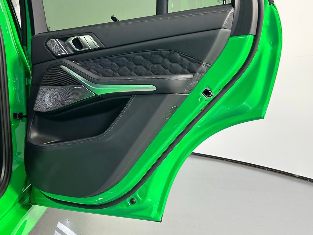 Used 2025 BMW X5 M Competition w/ Executive Package image 29