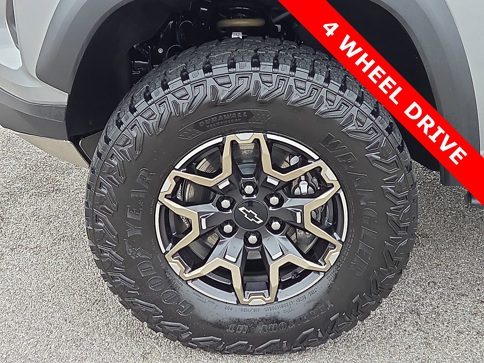 Used 2023 Chevrolet Colorado ZR2 image 7