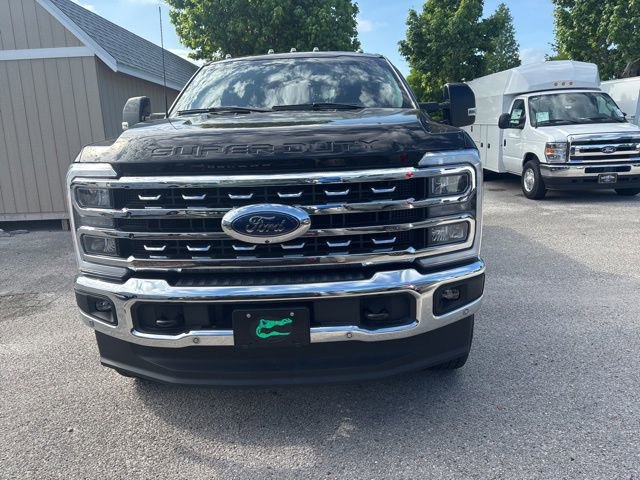 Used 2023 Ford F250 Lariat w/ Lariat Ultimate Package AWD/4WD image 2