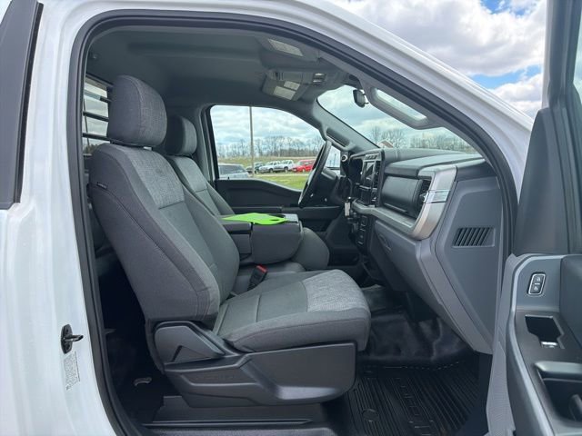 Used 2023 Ford F350 XLT w/ Snow Plow Prep Package image 13