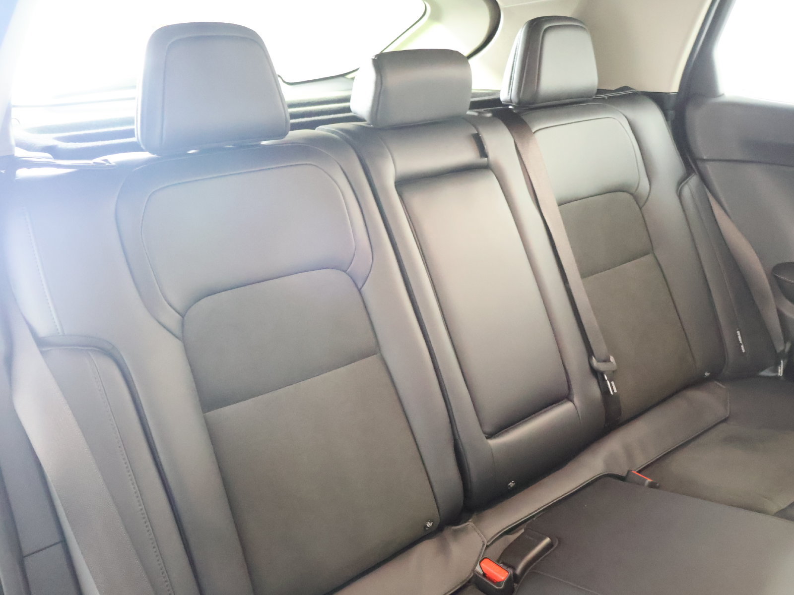 Used 2024 Nissan Ariya AWD image 48