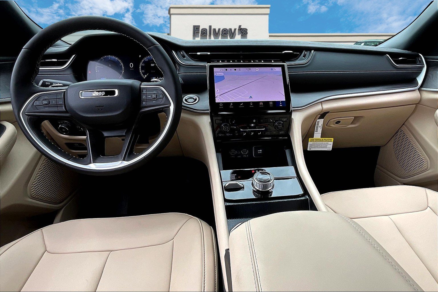 New 2025 Jeep Grand Cherokee Limited image 5