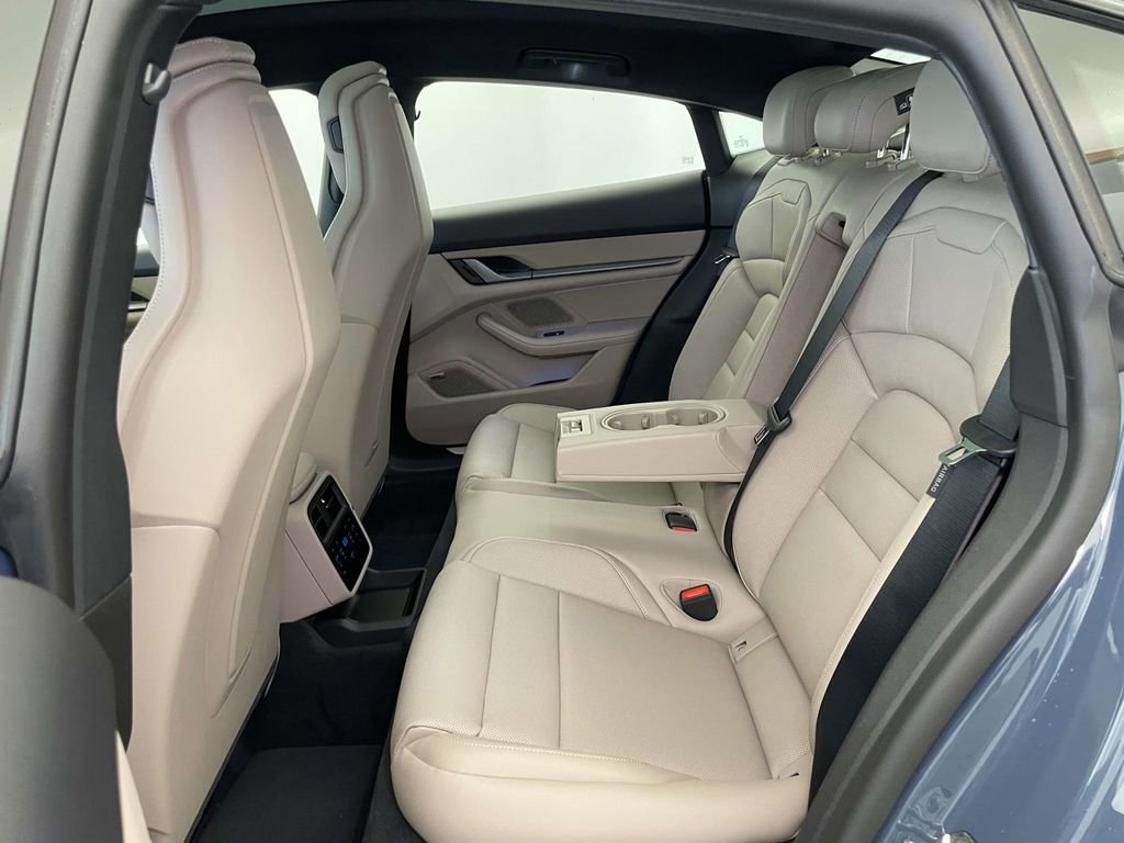 New 2025 Porsche Taycan image 19