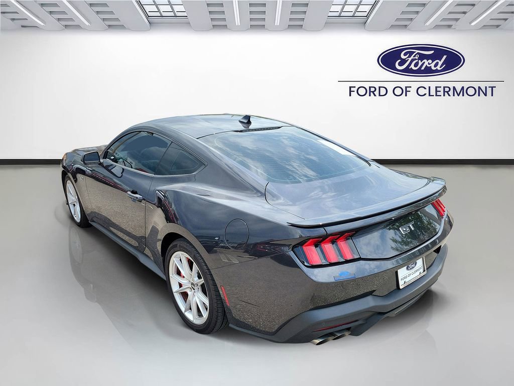 Used 2024 Ford Mustang GT Premium RWD image 3