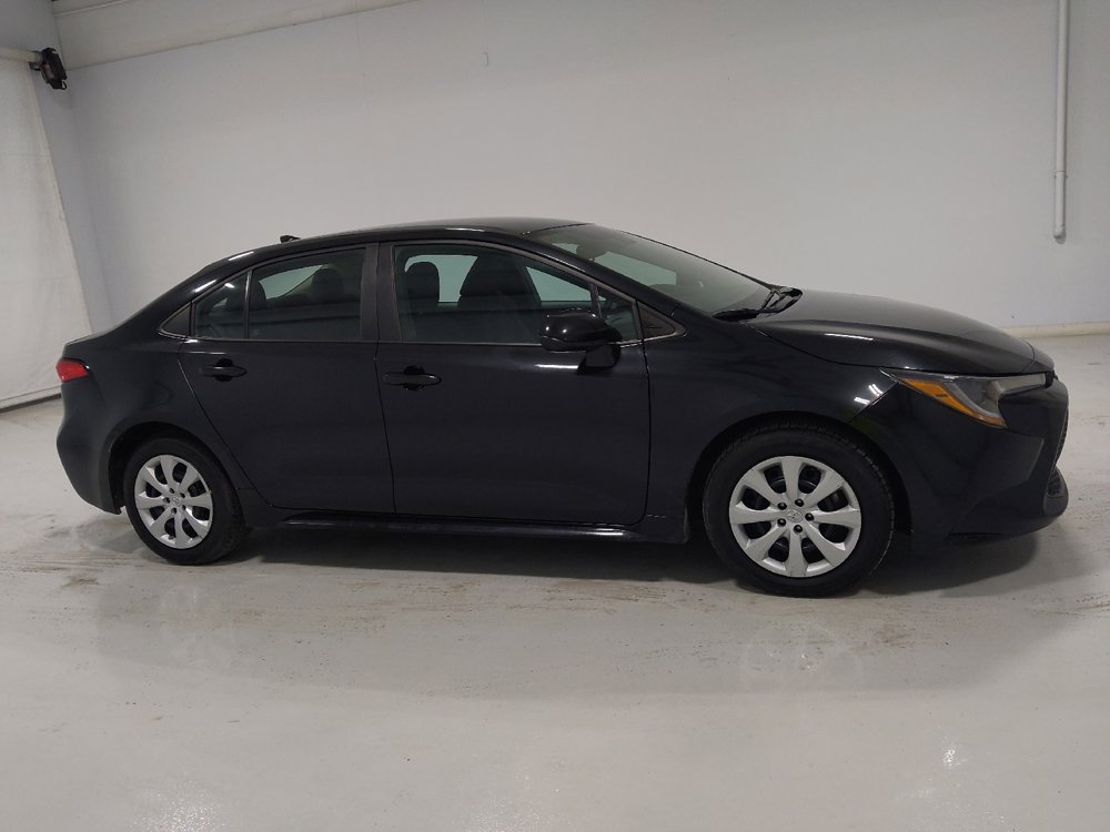 Used 2022 Toyota Corolla LE image 11