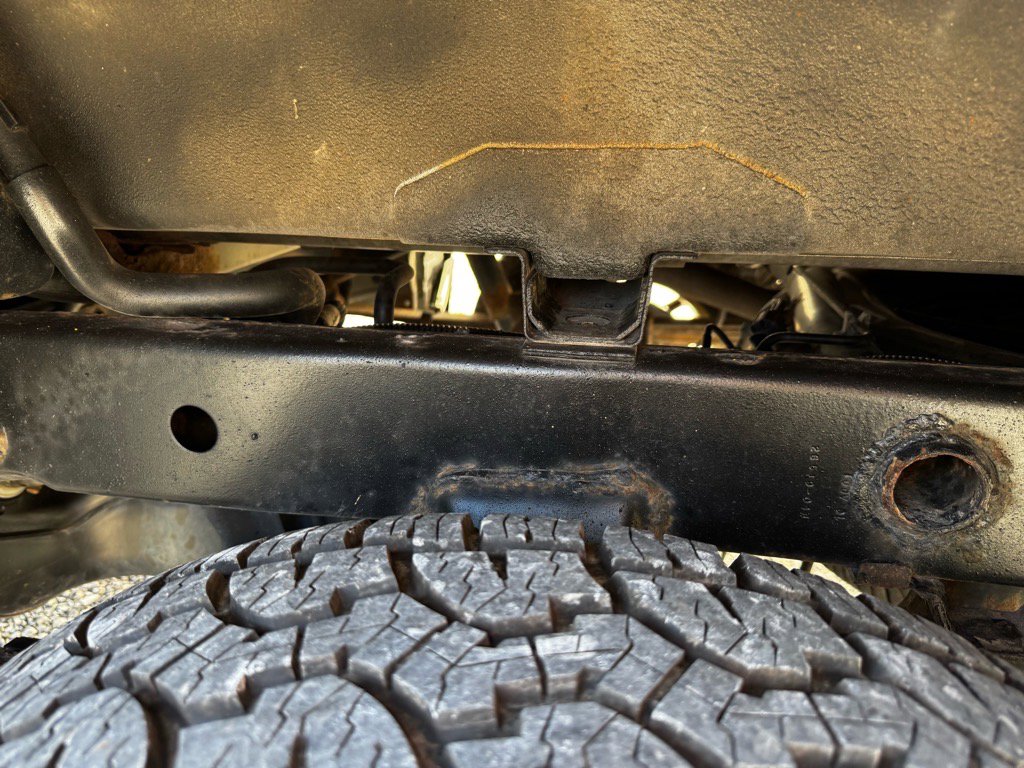 Used 2016 Nissan Frontier SV AWD/4WD image 16