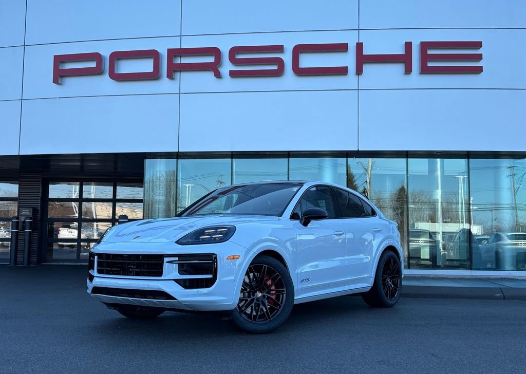 New 2026 Porsche Cayenne GTS image 1