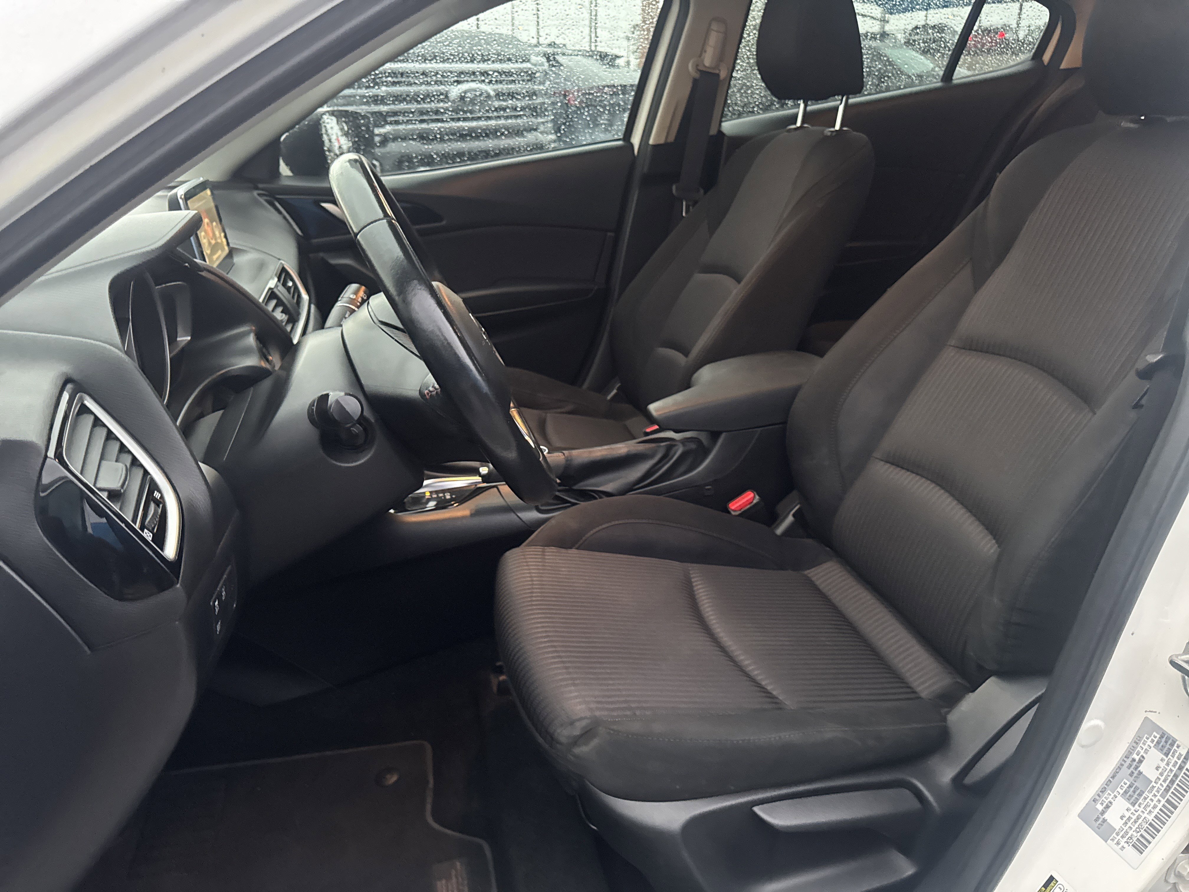 Used 2016 MAZDA MAZDA3 i Touring image 25