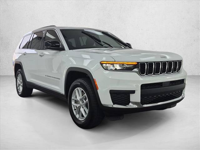 Used 2025 Jeep Grand Cherokee L Laredo w/ Luxury Tech Group I RWD video 3