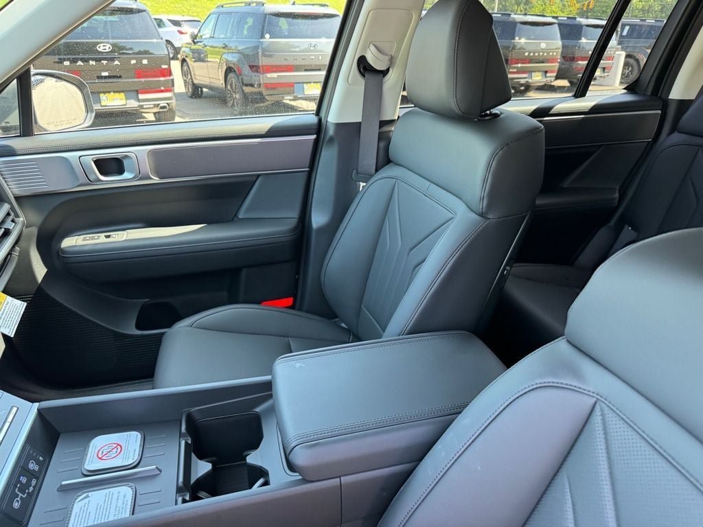 New 2026 Hyundai Santa Fe SEL FWD image 10