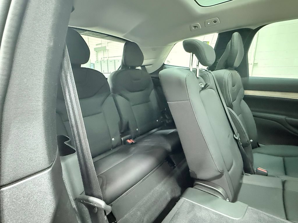 Used 2025 Volvo EX90 Ultra AWD/4WD image 49