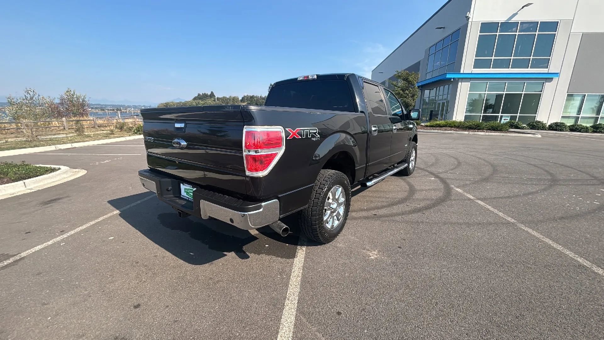 Used 2013 Ford F150 XLT w/ Luxury Equipment Group image 5