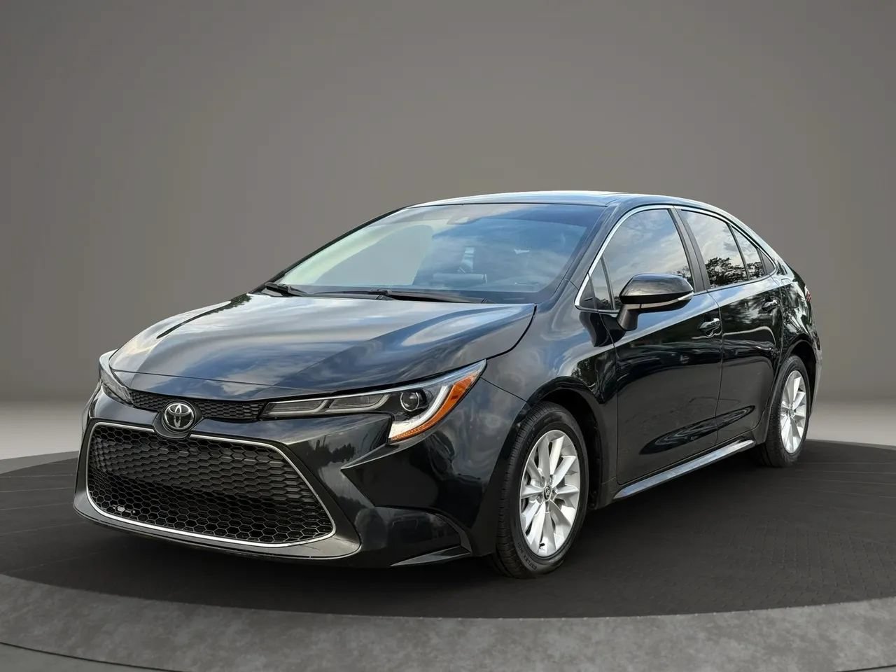 Used 2022 Toyota Corolla XLE