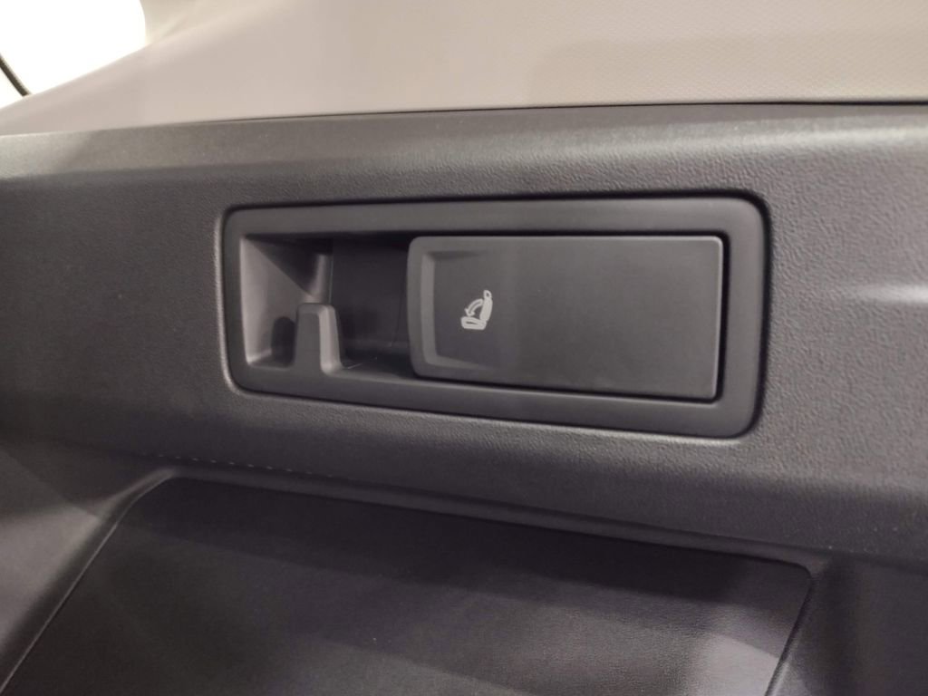 New 2026 Volkswagen Tiguan S image 16