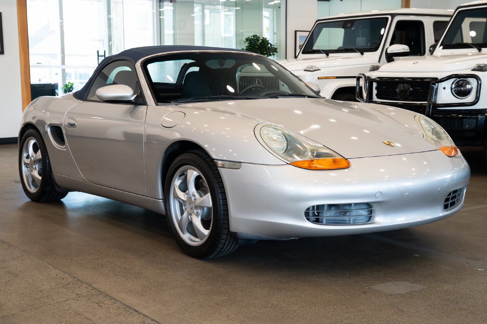 Used 2001 Porsche Boxster RWD image 3