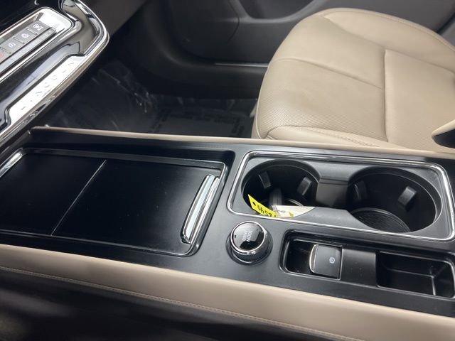 Certified 2023 Lincoln Corsair AWD w/ Equipment Group 101A image 18