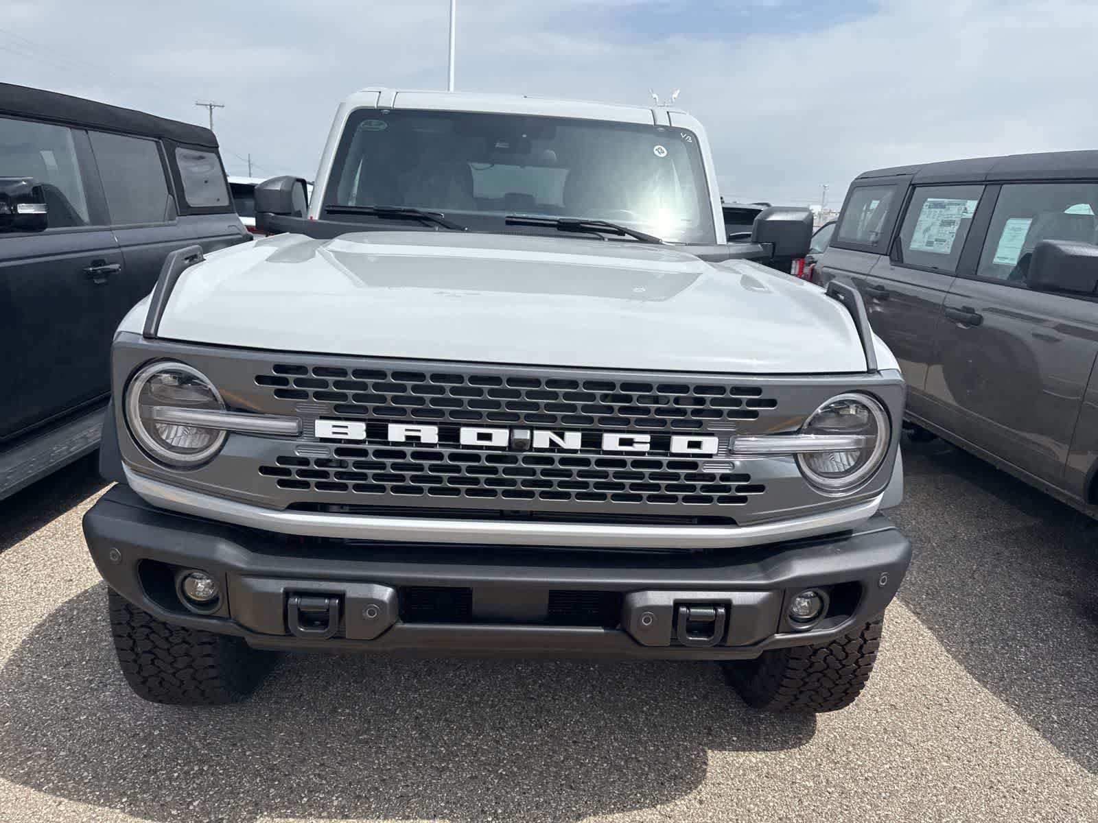 New 2026 Ford Bronco Badlands AWD/4WD image 22