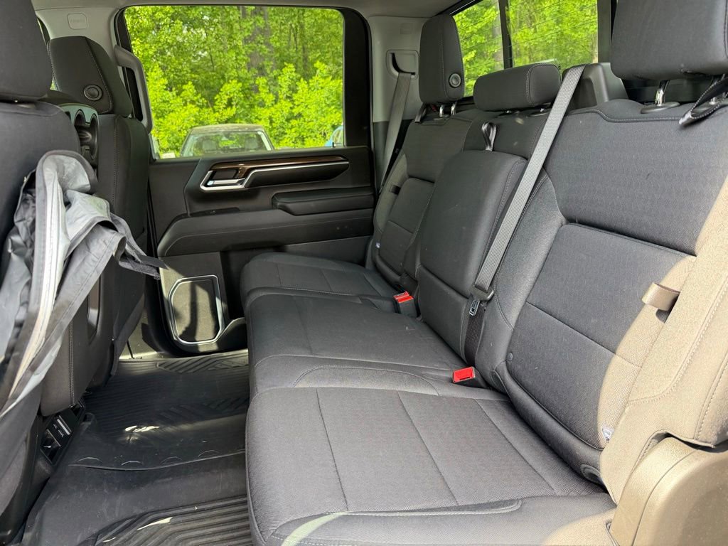 Used 2024 Chevrolet Silverado 2500 LT w/ All Star Edition AWD/4WD image 10