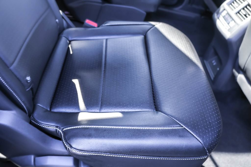 Certified 2022 Volkswagen Atlas SE image 33